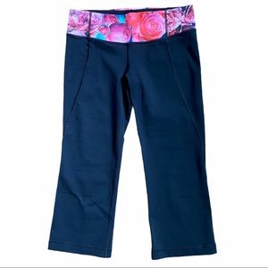 Lululemon Gather & Crow Luon Crop Leggings Rose Pink Floral Black 6